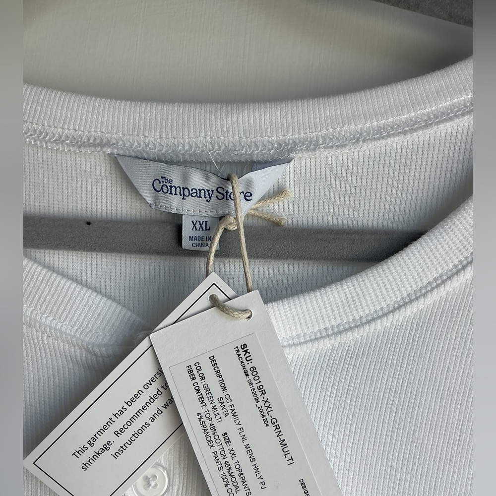 The Company Store Men’s Henley Pajama Top White NWT (Size XXL) - Picture 3 of 7